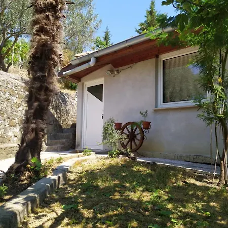 Hisa Lili Za Miren Oddih - Lili House For A Peaceful Getaway 아파트 포르토로즈