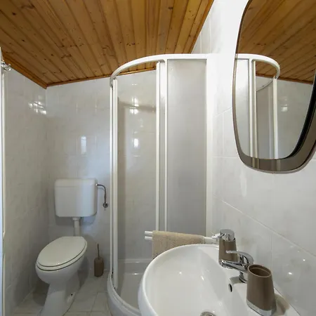 아파트 Hisa Lili Za Miren Oddih - Lili House For A Peaceful Getaway 포르토로즈