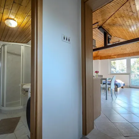 아파트 Hisa Lili Za Miren Oddih - Lili House For A Peaceful Getaway
